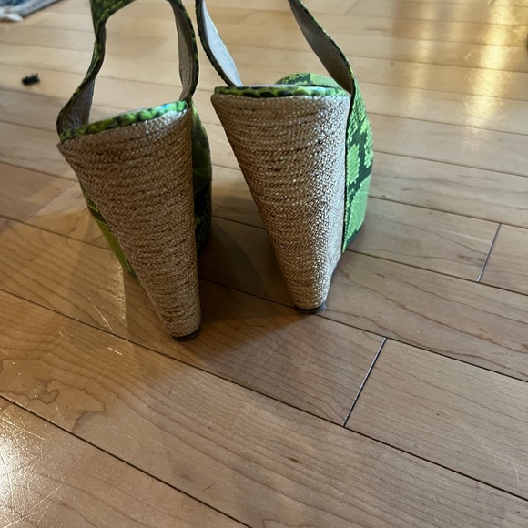 Italian wedges - Picture 3 of 5